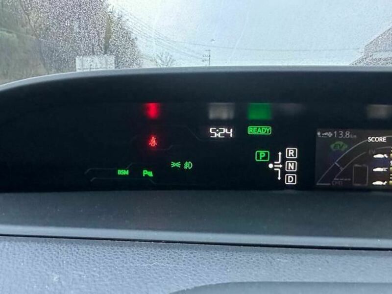PRIUS PHV-19