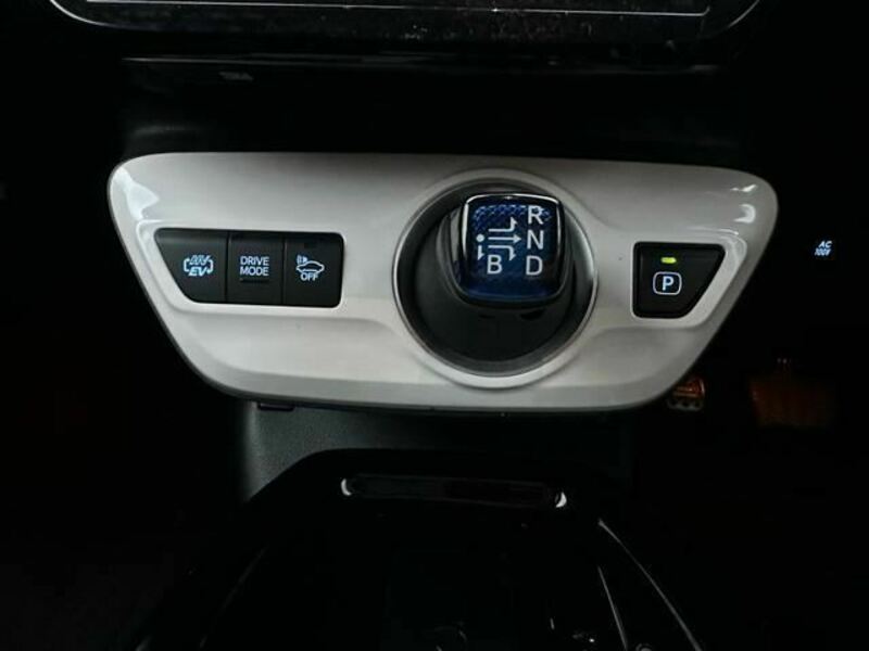 PRIUS PHV-25