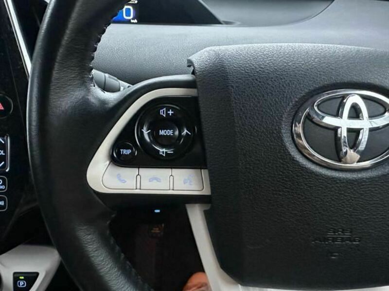 PRIUS PHV-31