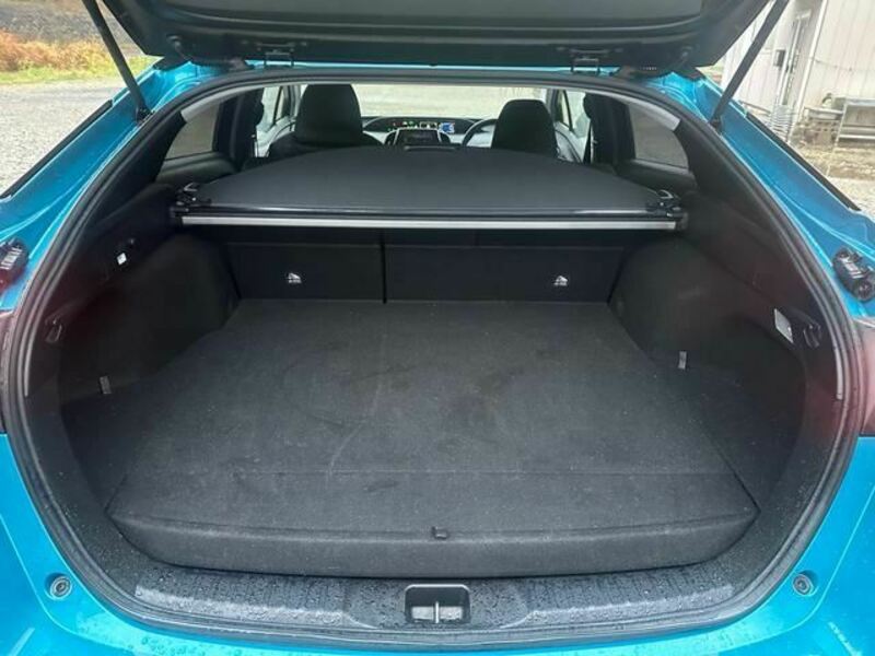 PRIUS PHV-35