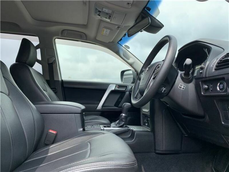 LAND CRUISER PRADO-19