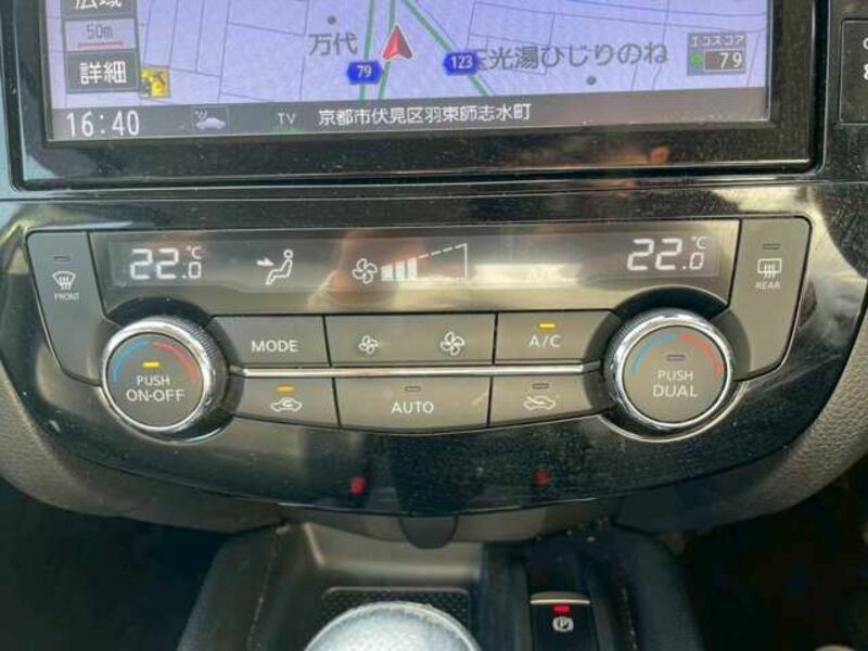X-TRAIL-9