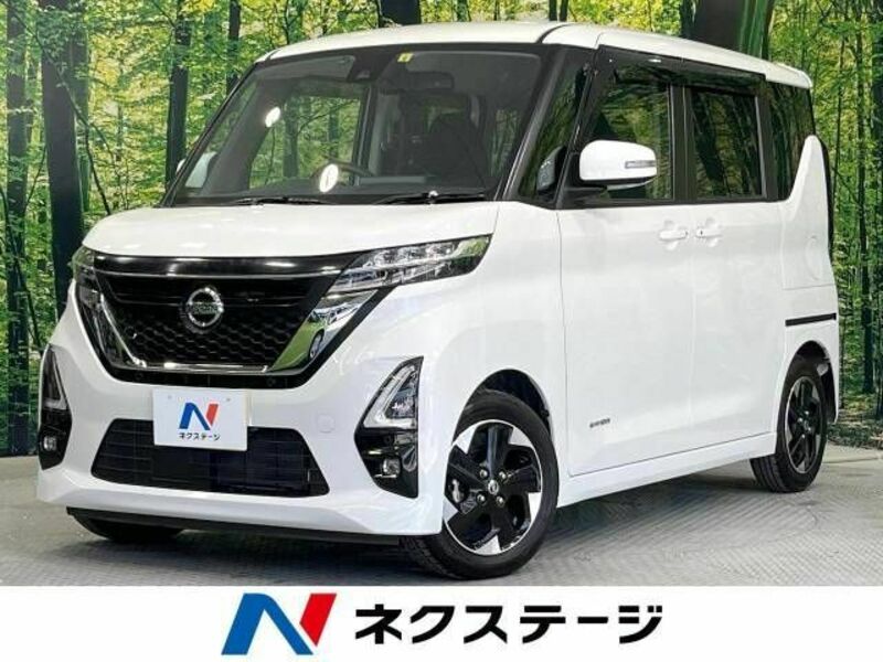 NISSAN　ROOX