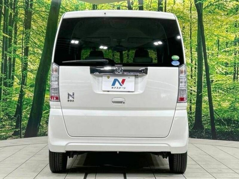 N BOX