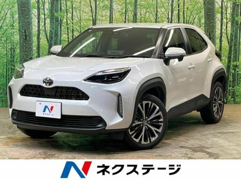 YARIS CROSS