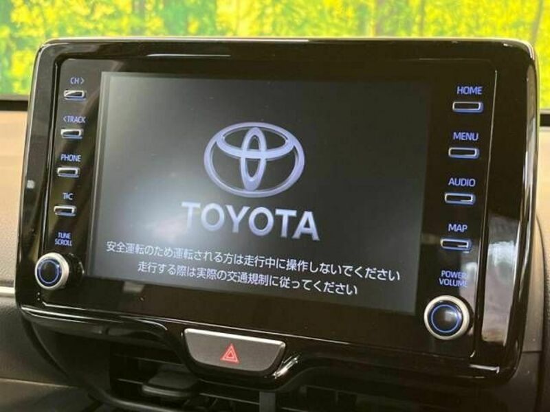 YARIS CROSS-2