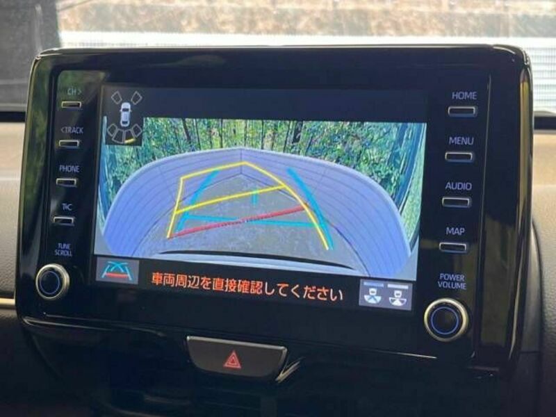 YARIS CROSS-3