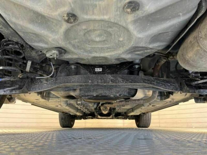 YARIS CROSS-19