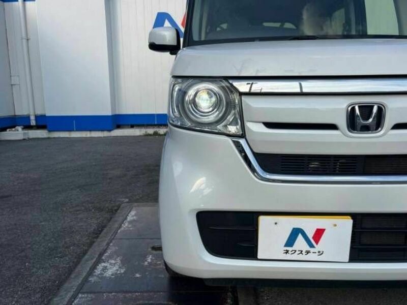 N BOX
