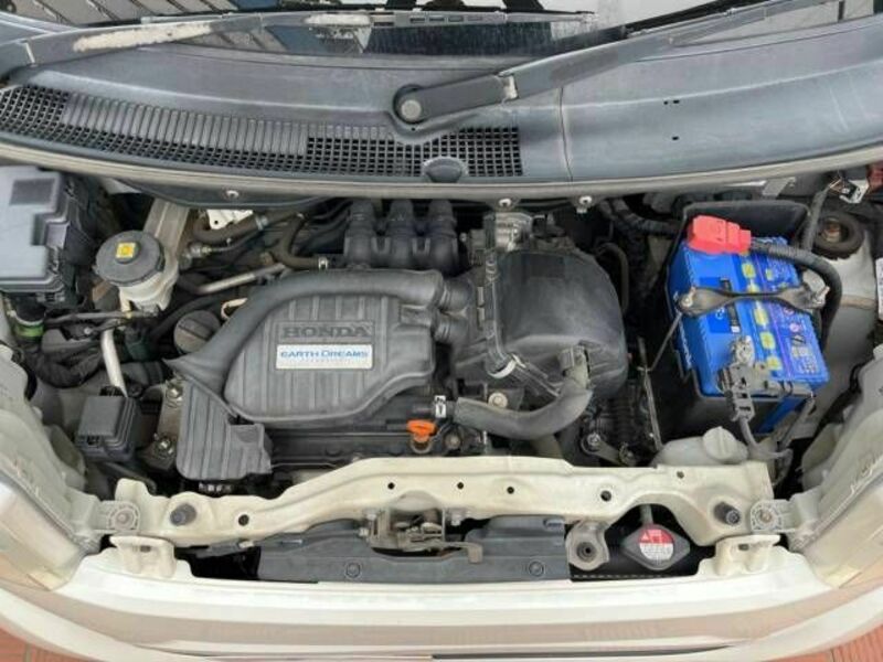 N BOX