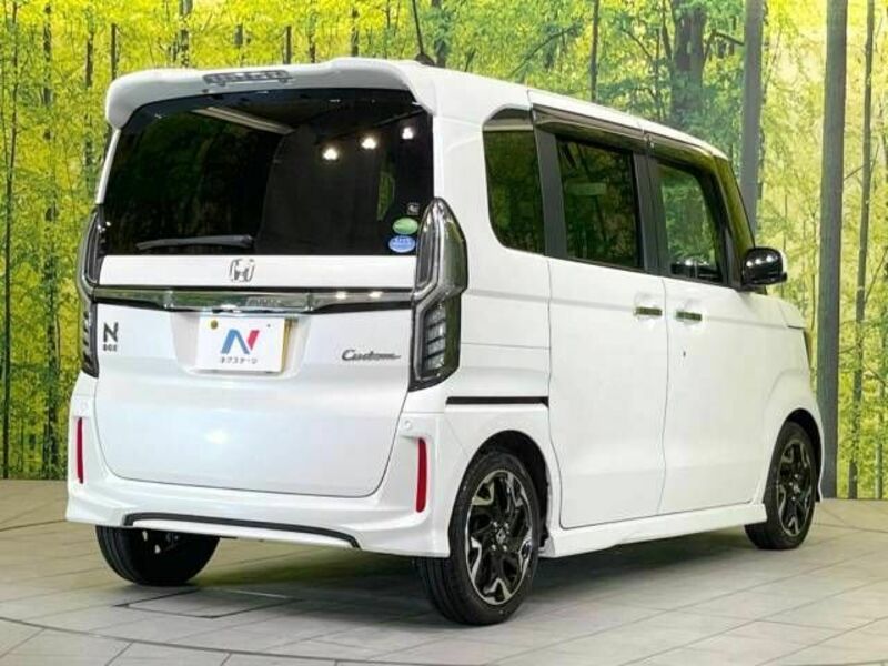 N BOX CUSTOM