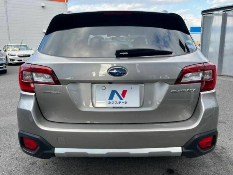 LEGACY OUTBACK