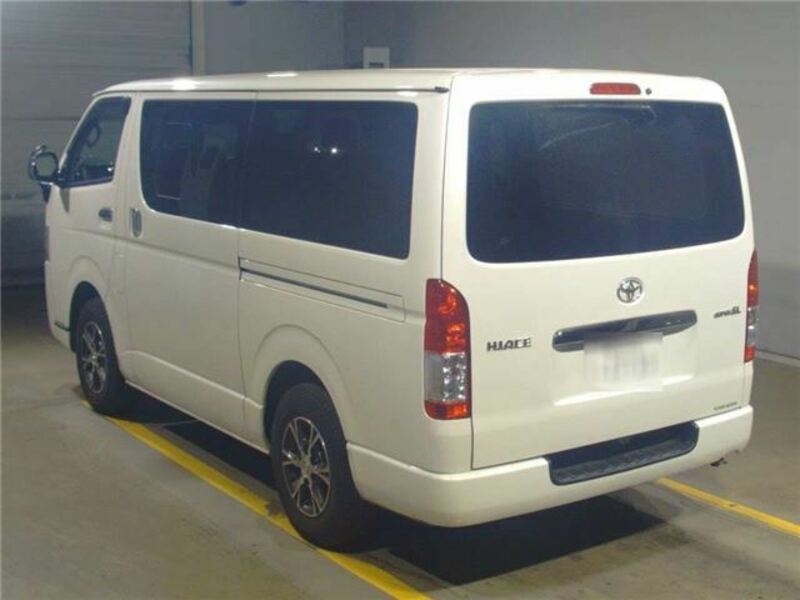 HIACE VAN
