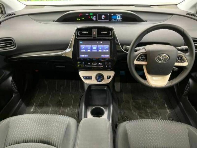 PRIUS-1