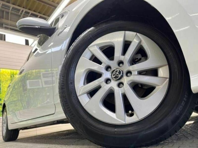 PRIUS-12
