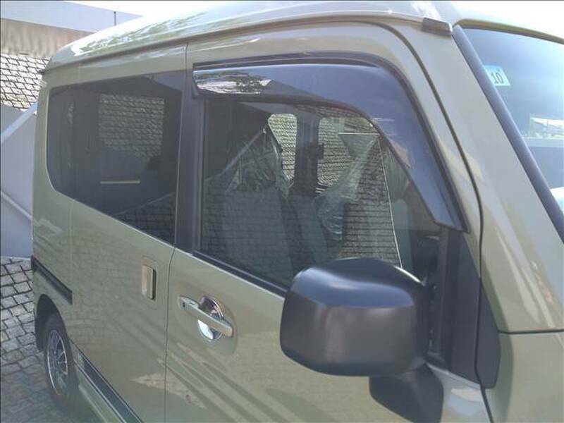 N-VAN