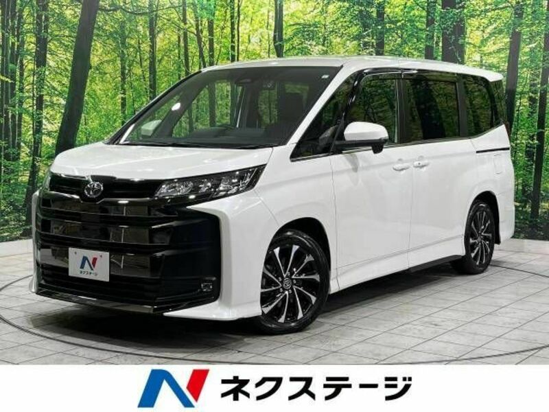 TOYOTA　NOAH