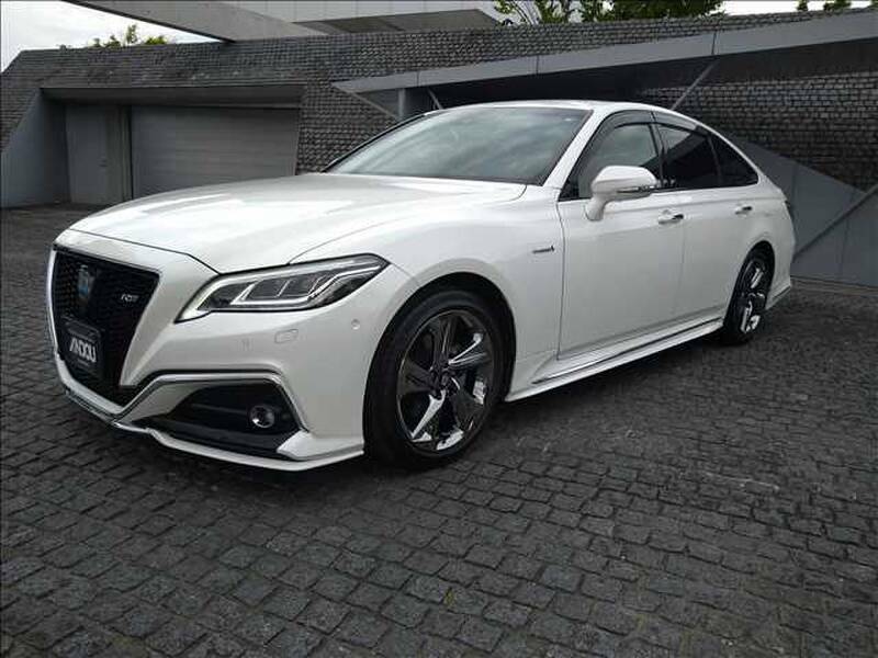 TOYOTA CROWN