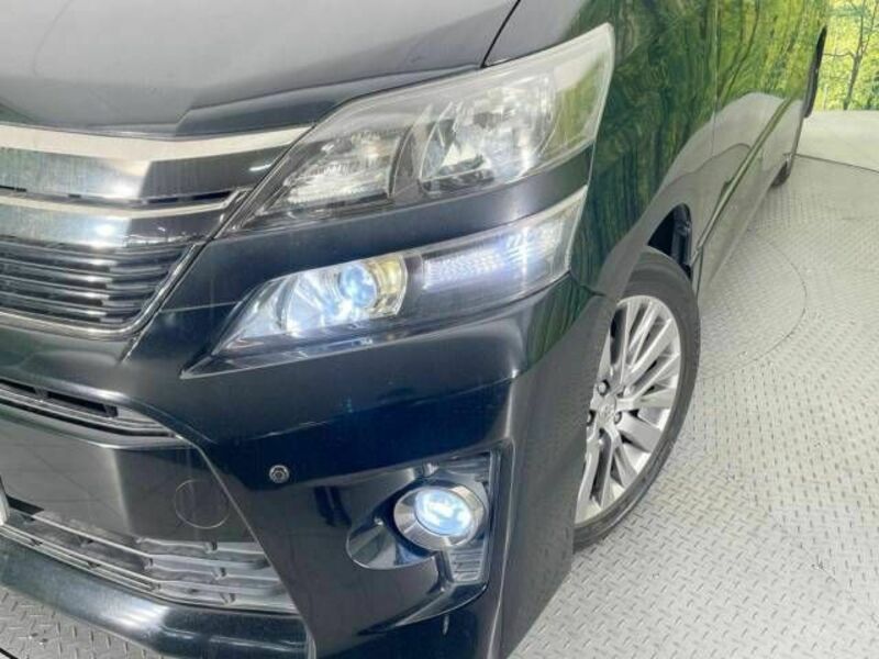 VELLFIRE-12