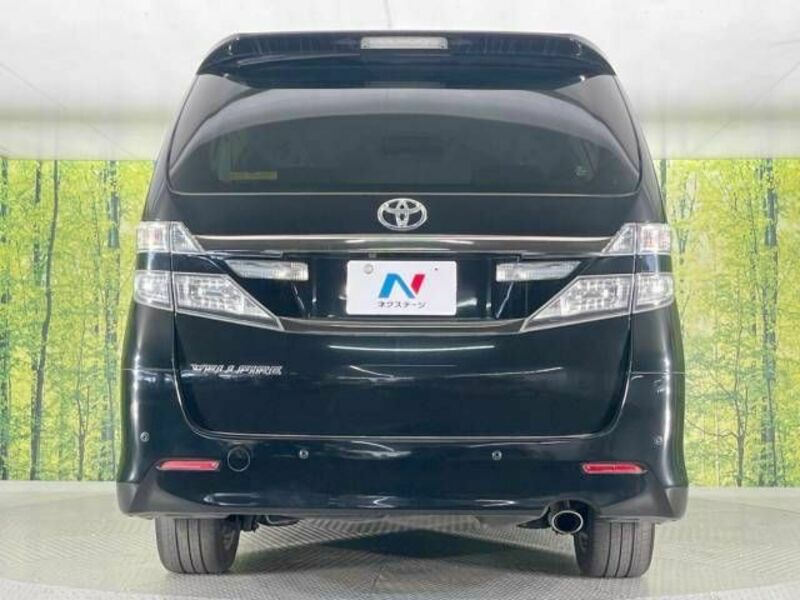 VELLFIRE-15