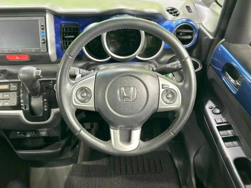 N BOX-10
