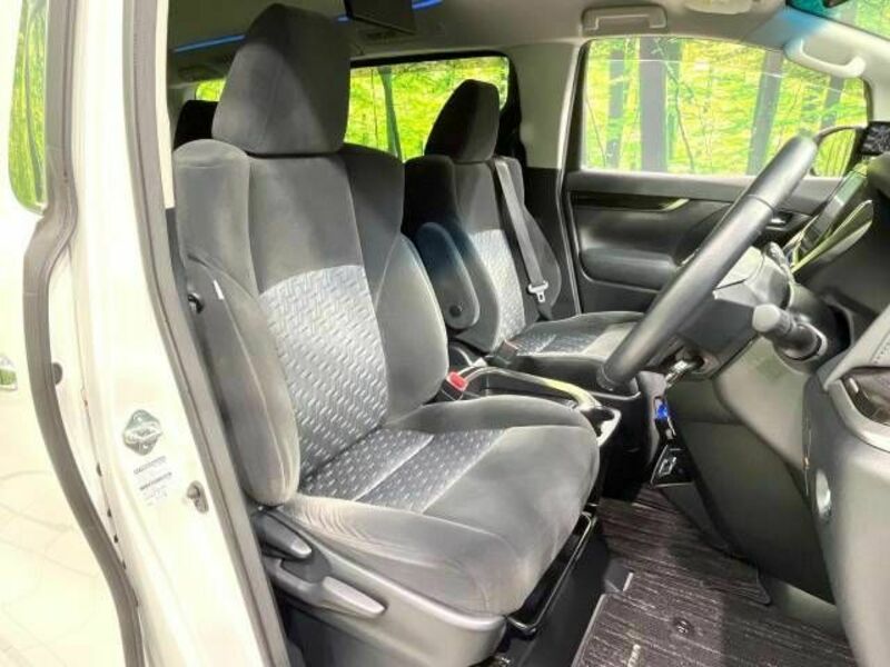 VELLFIRE-7
