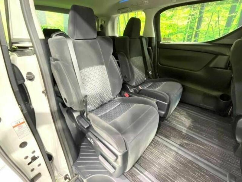 VELLFIRE-8