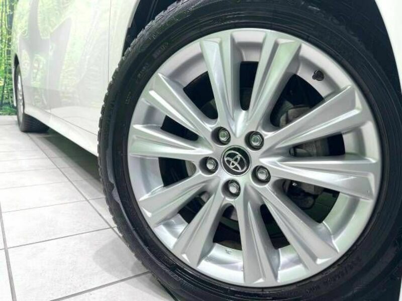 VELLFIRE-13