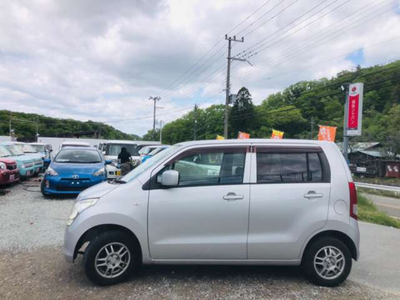WAGON R