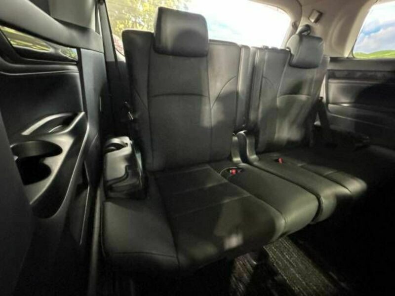 VELLFIRE-9