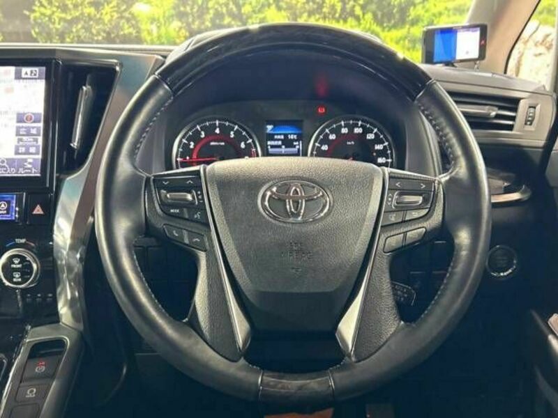 VELLFIRE-11