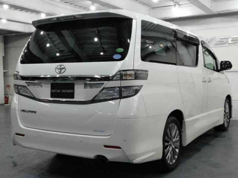 VELLFIRE