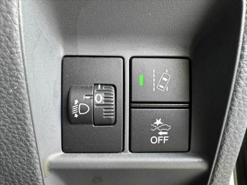 N-VAN
