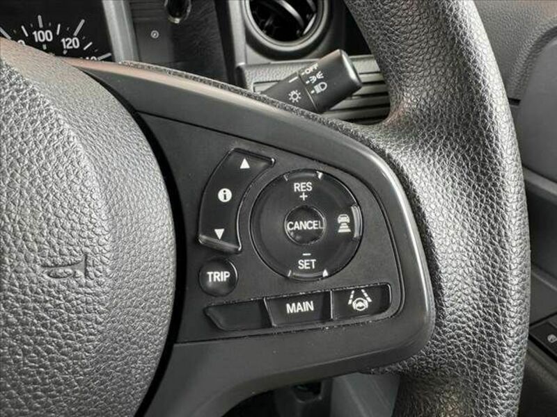 N-VAN
