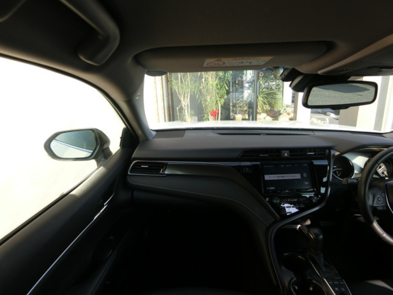 CAMRY-11