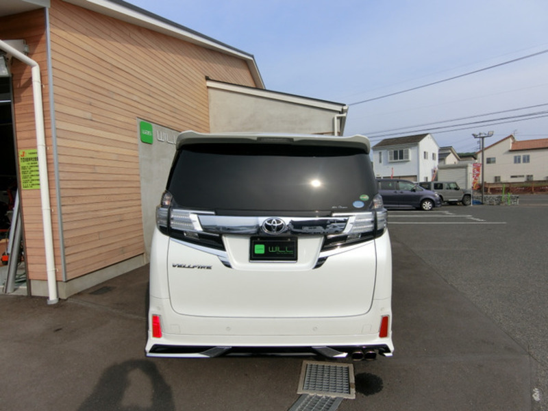 VELLFIRE
