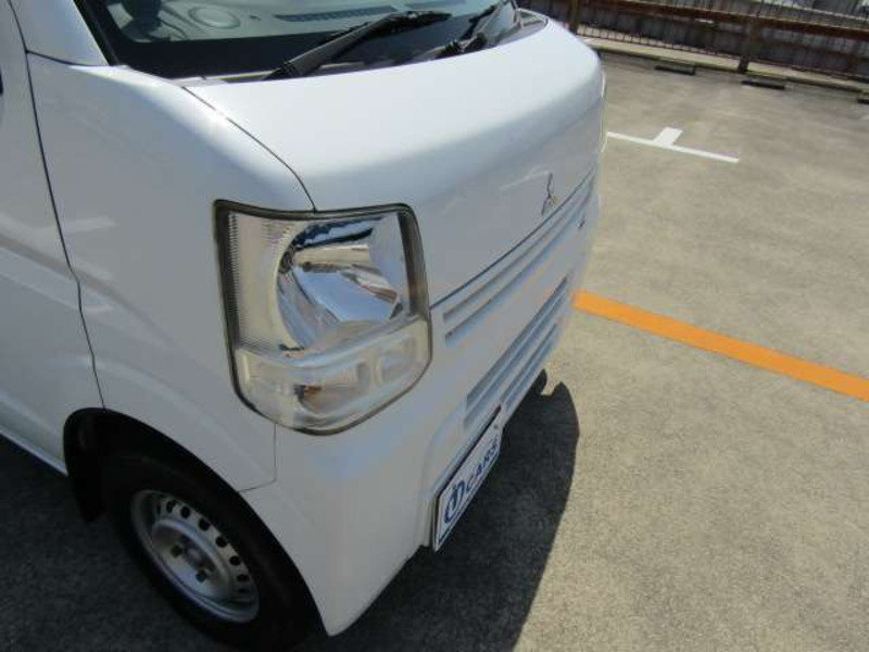 MINICAB VAN