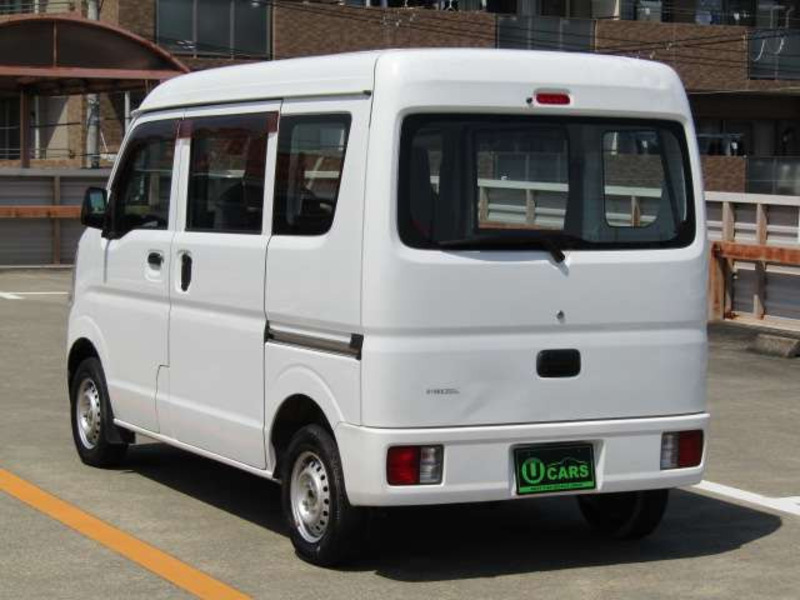 MINICAB VAN