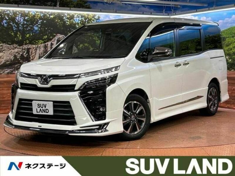 TOYOTA　VOXY