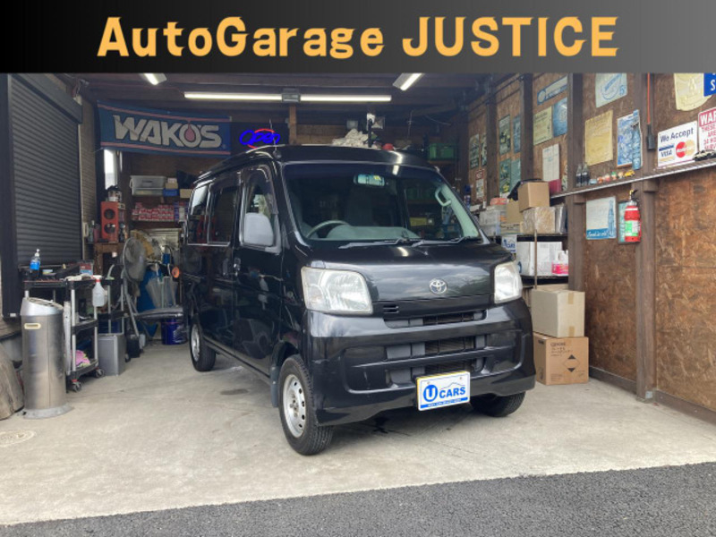 TOYOTA　PIXIS VAN