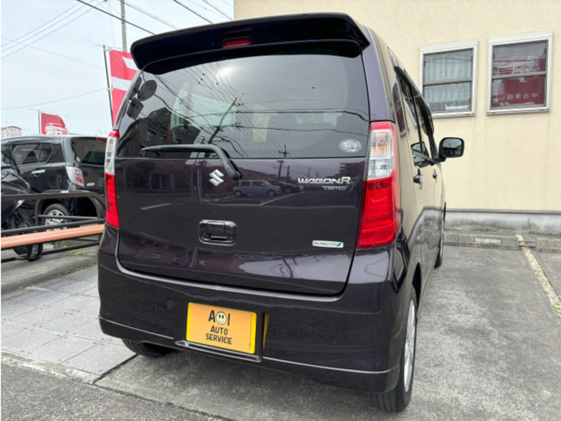 WAGON R-8