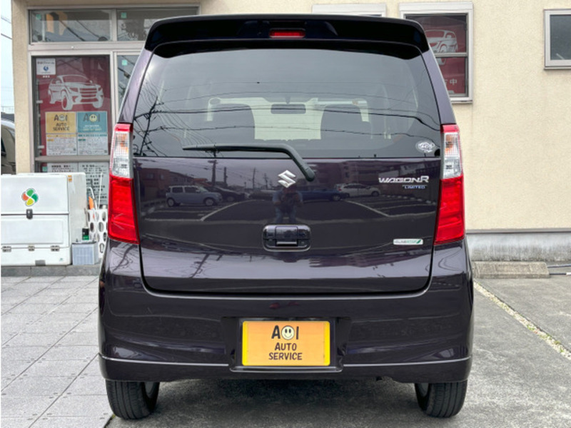 WAGON R-12