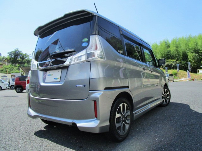 DELICA D2
