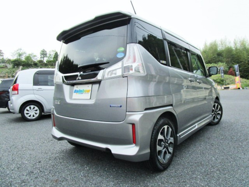 DELICA D2