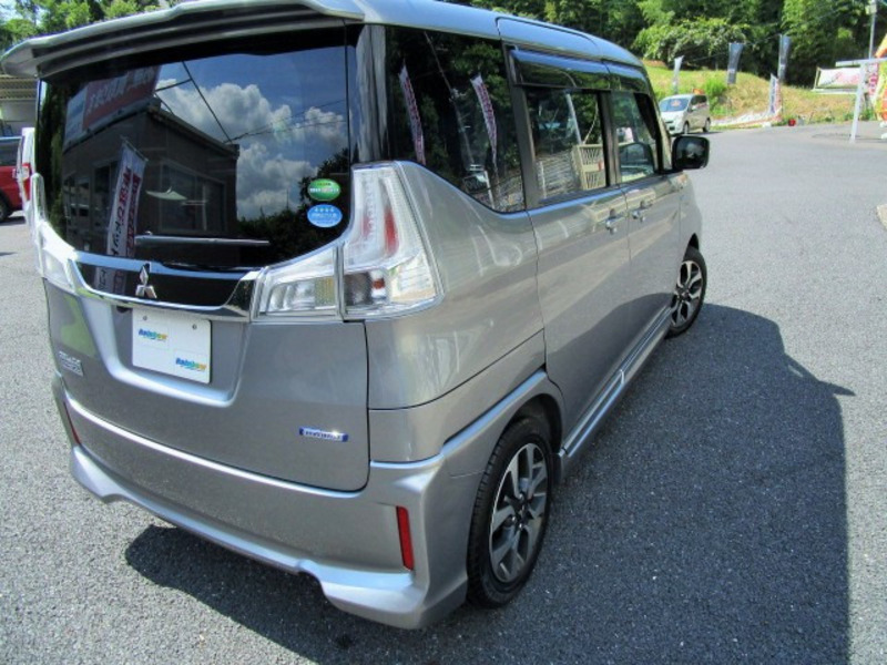 DELICA D2