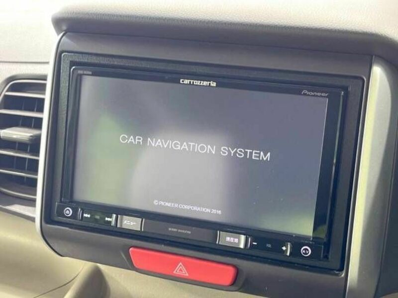 N BOX