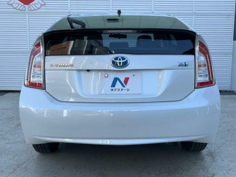 PRIUS-15