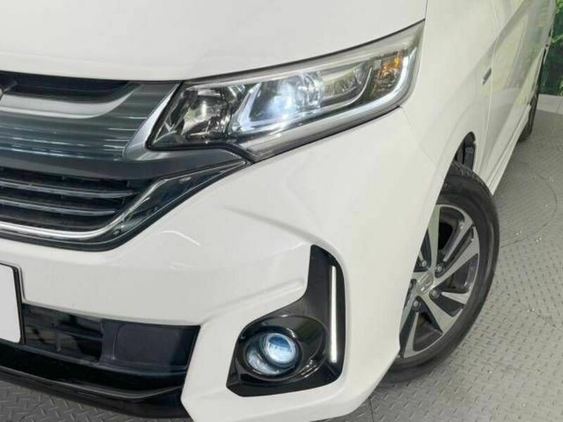 FREED HYBRID-12