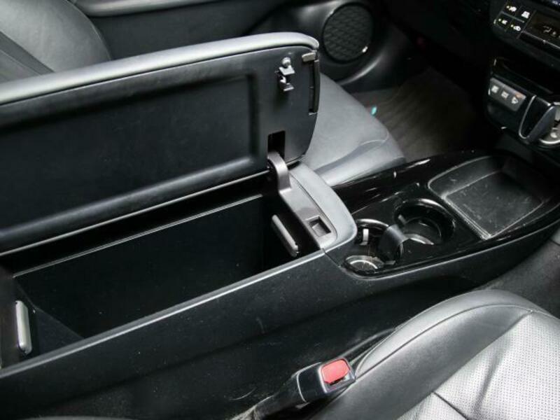 PRIUS-7