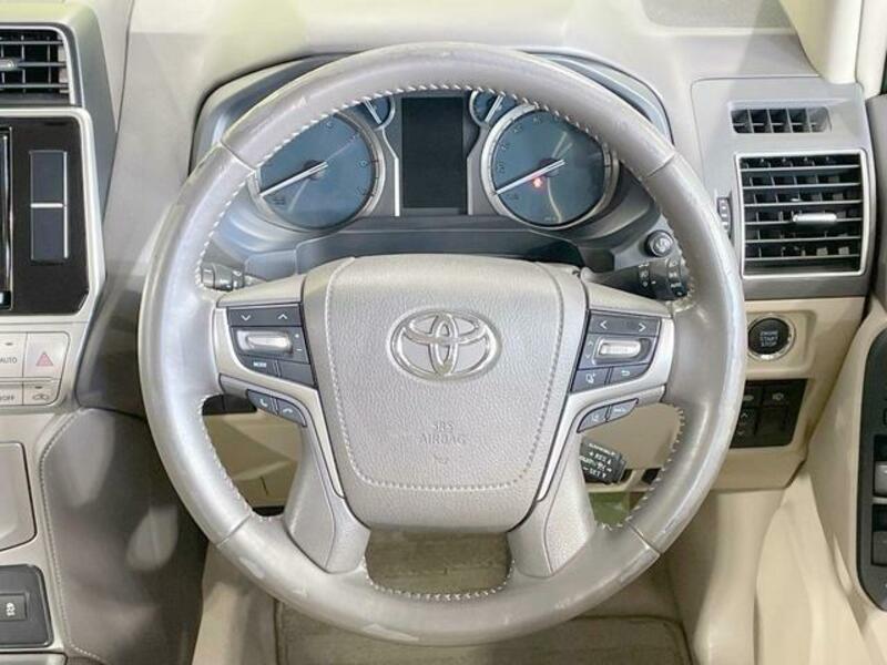 LAND CRUISER PRADO-13